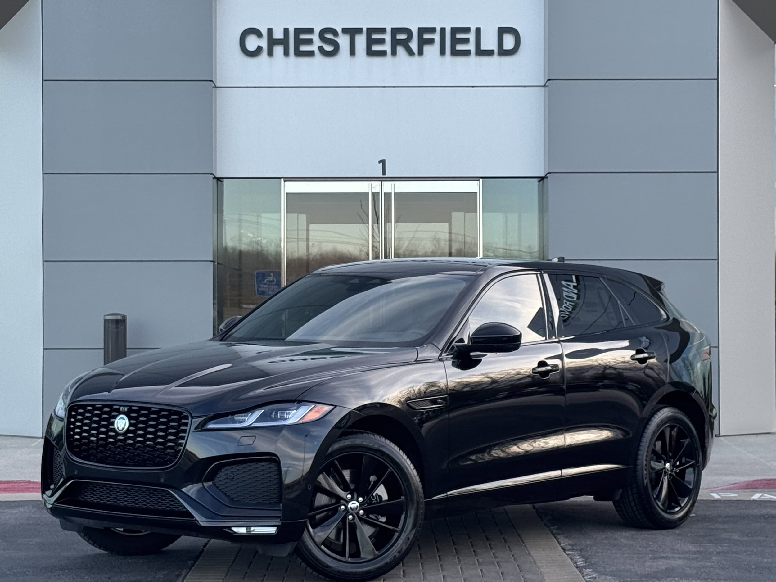 2026 Jaguar F-Pace R-Dynamic S's photo