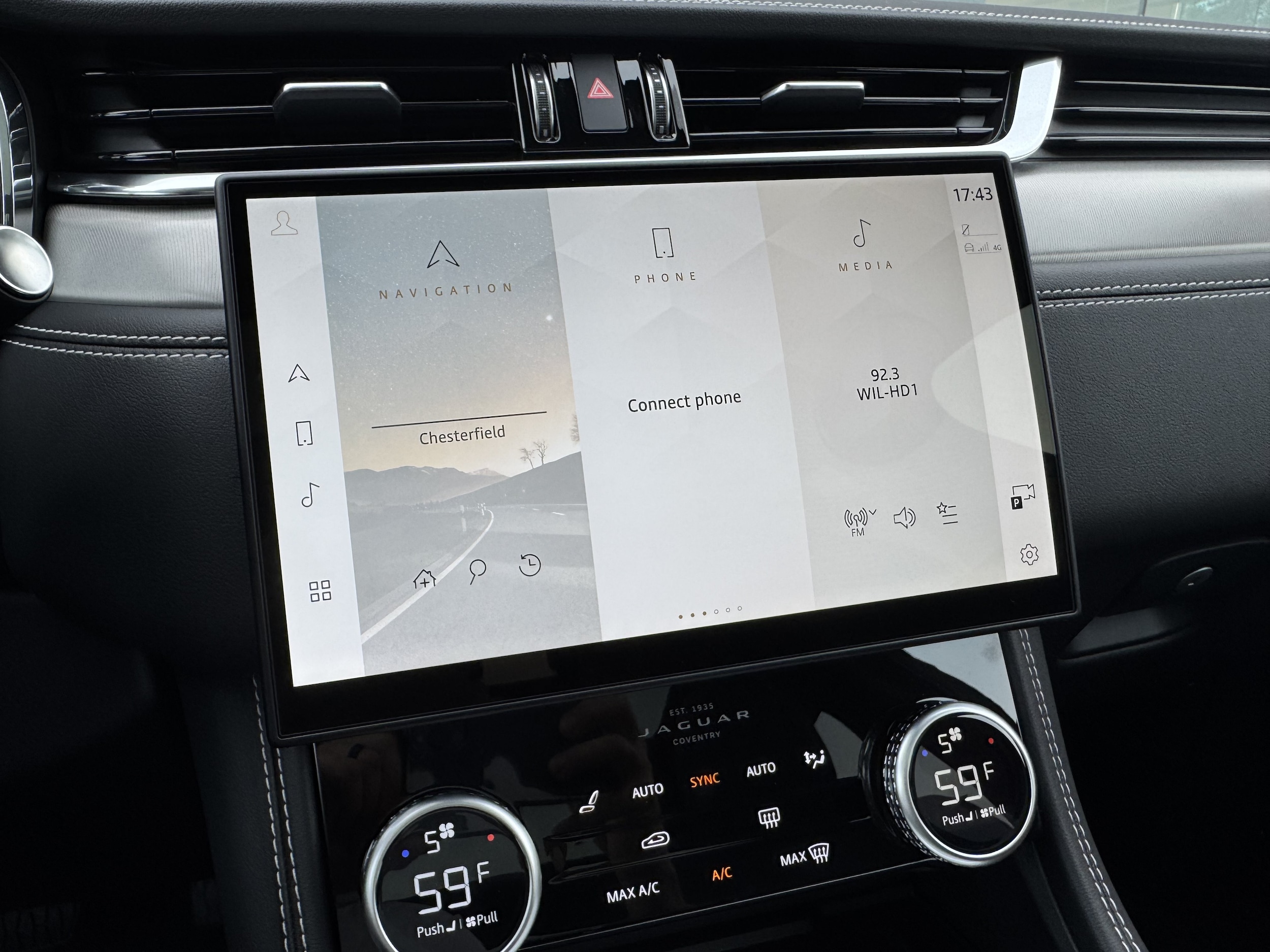 2026 Jaguar F-Pace R-Dynamic S - Photo 20