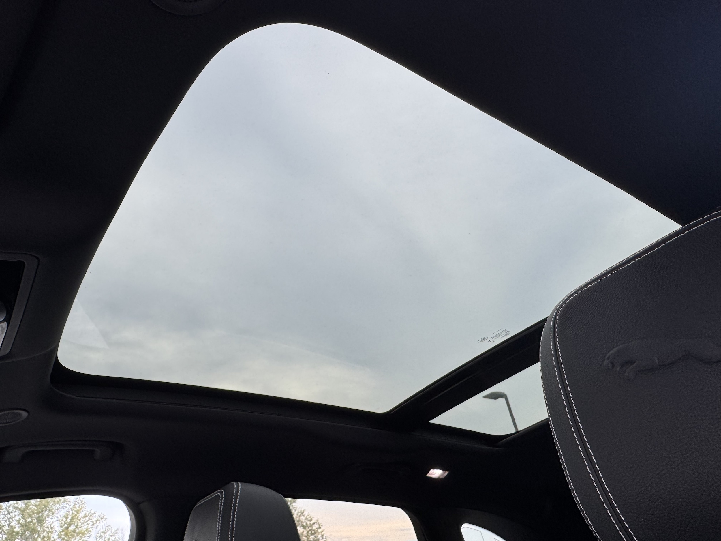 2026 Jaguar F-Pace R-Dynamic S - Photo 25