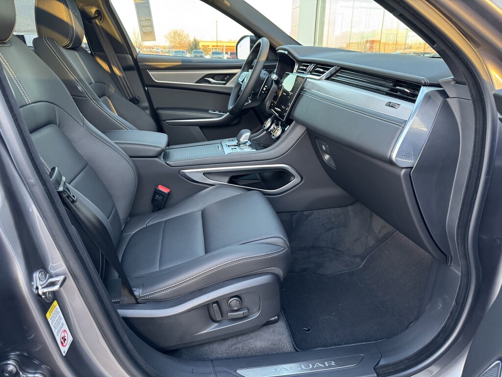 New 2026 Jaguar F-PACE P250 R-Dynamic S SUV