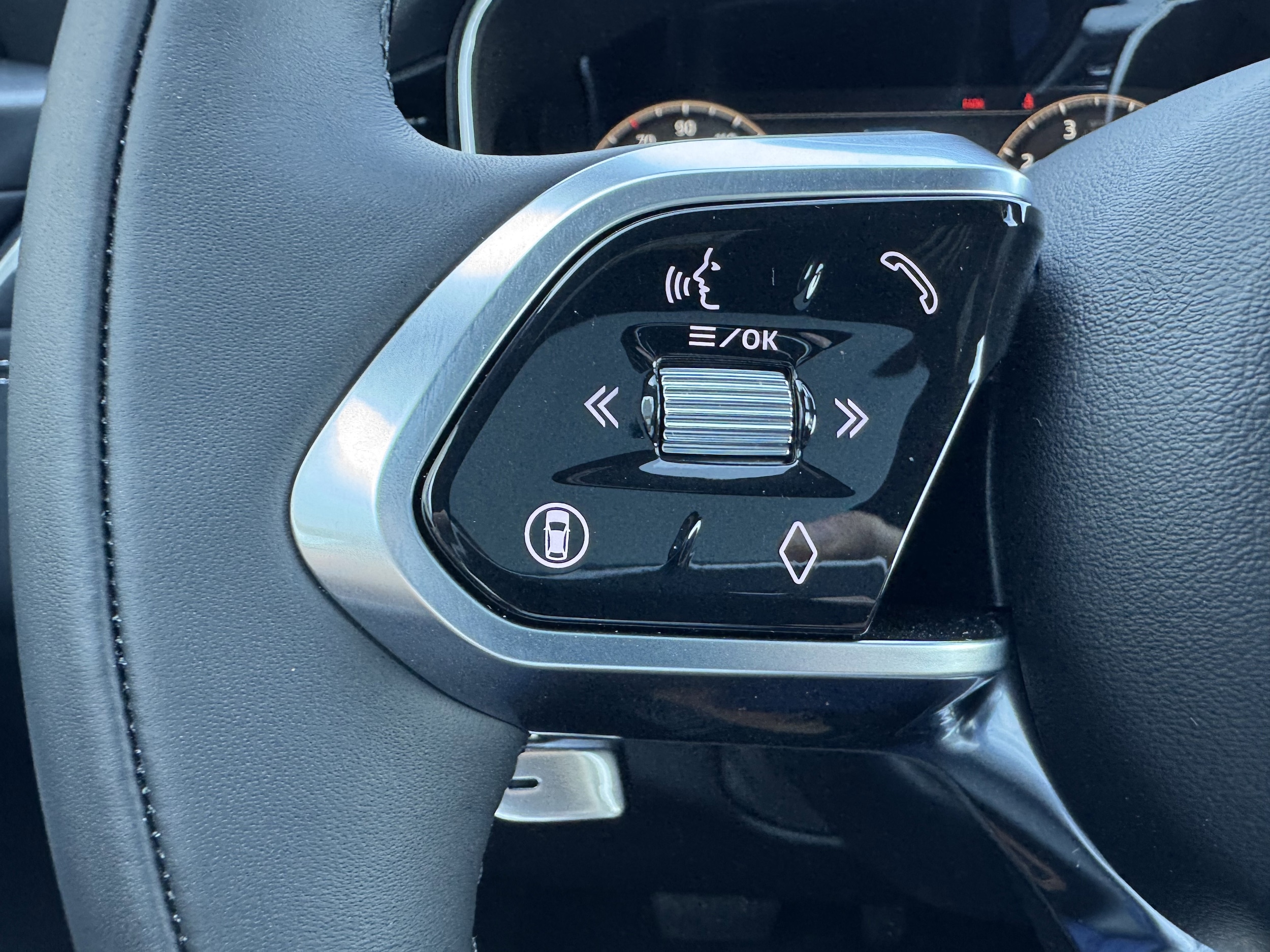 2026 Jaguar F-Pace R-Dynamic S - Photo 18