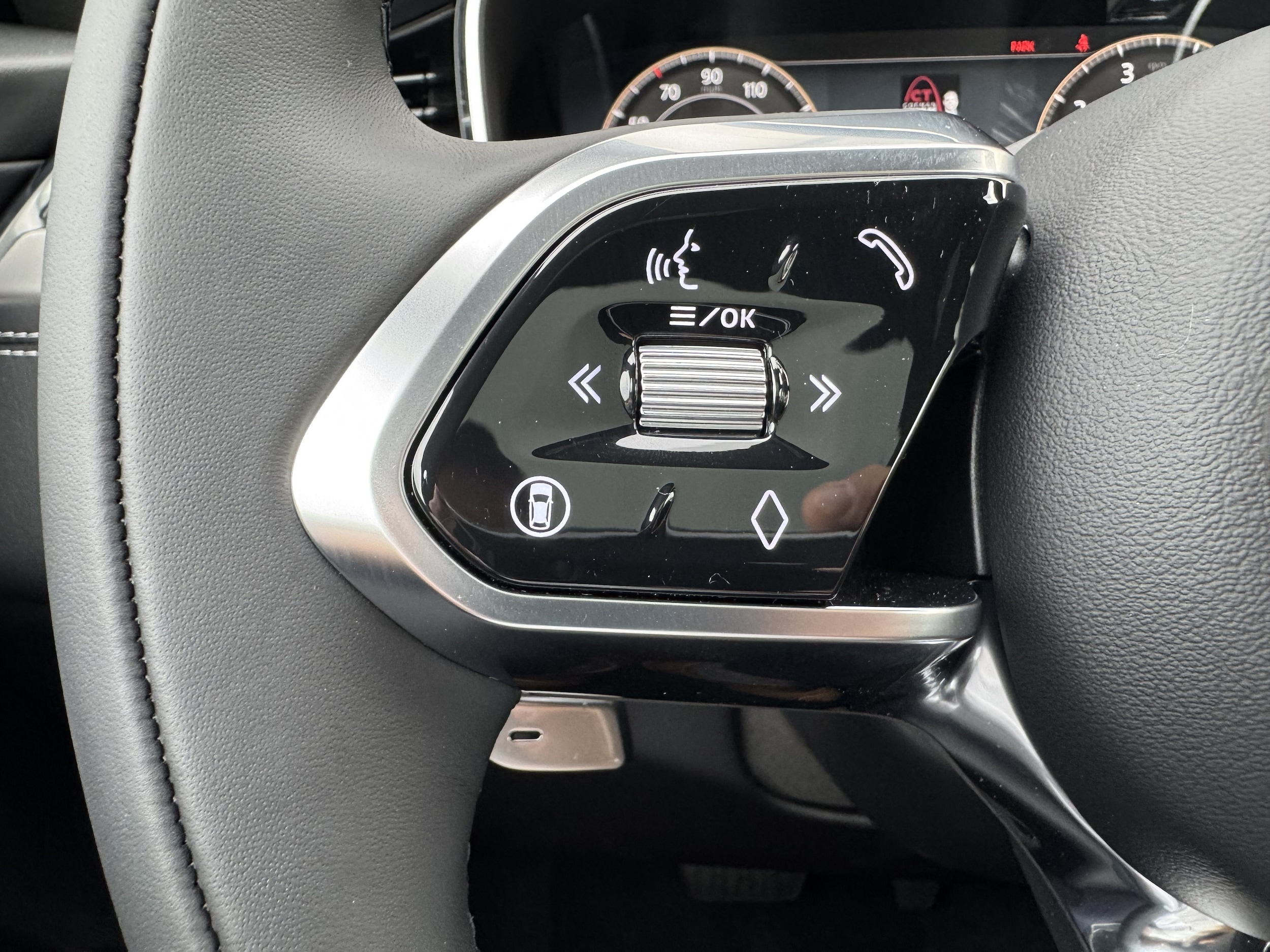 2026 Jaguar F-Pace R-Dynamic S - Photo 17
