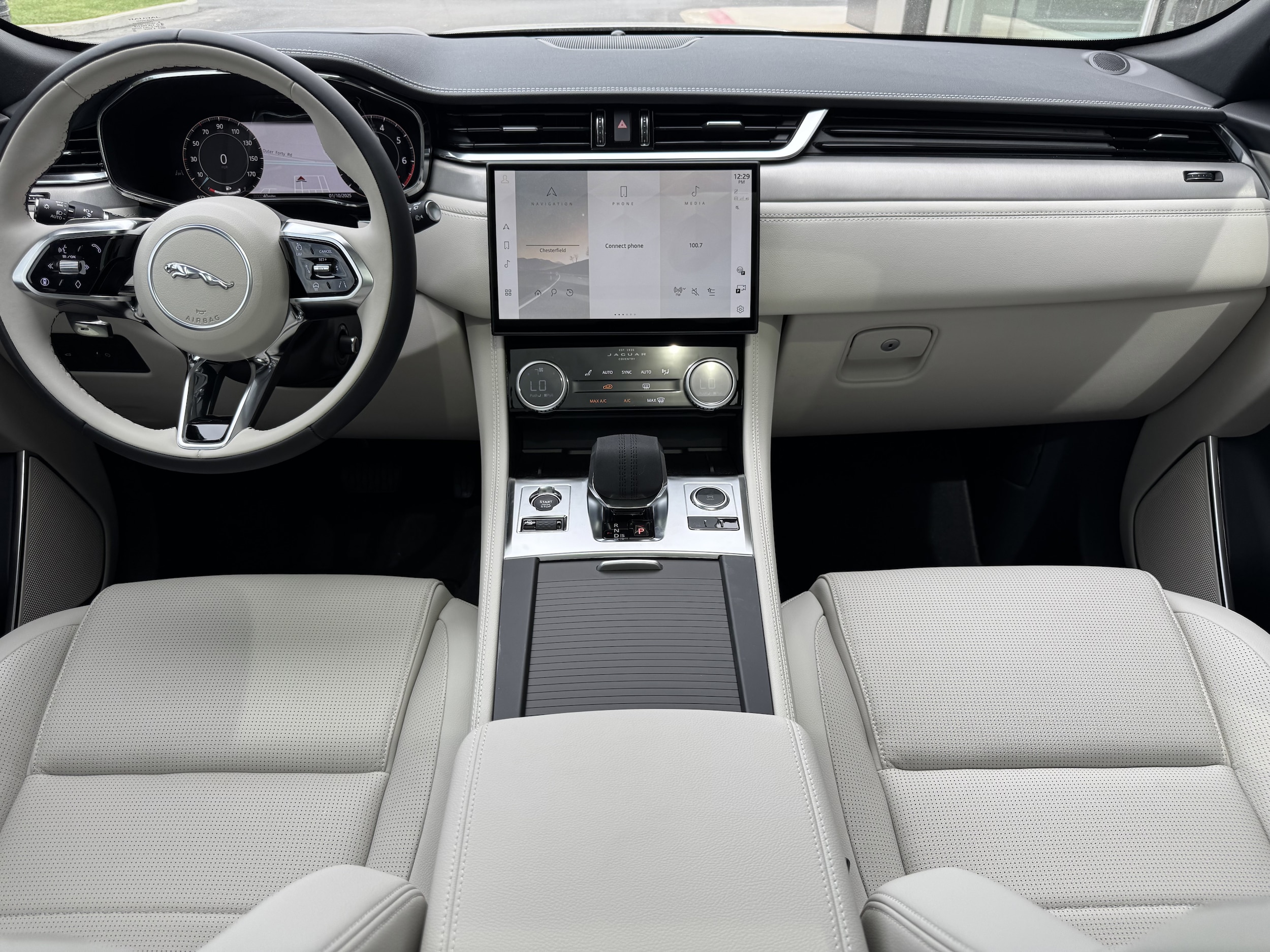 2026 Jaguar F-Pace R-Dynamic S - Photo 11