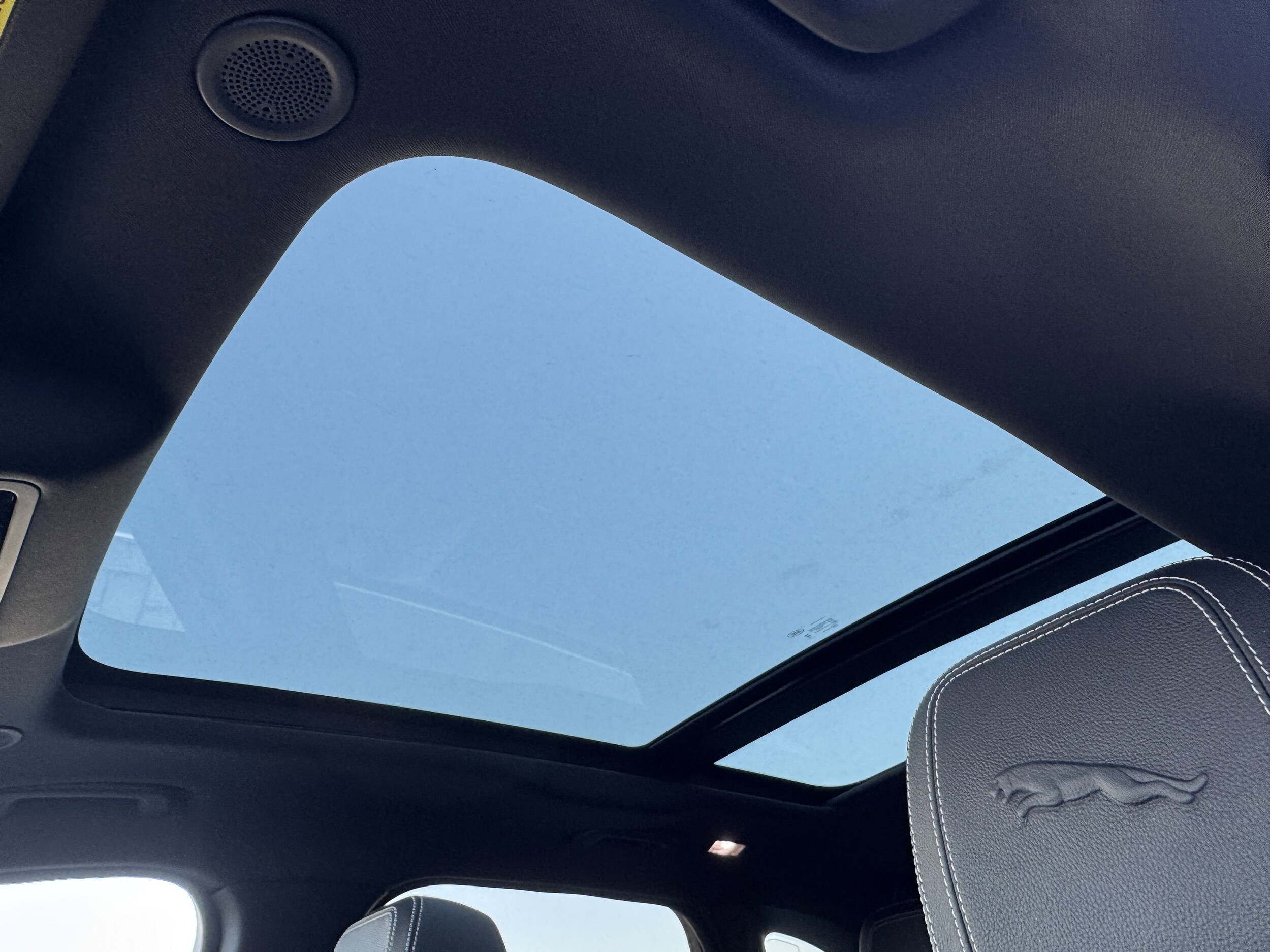 2026 Jaguar F-Pace R-Dynamic S - Photo 26