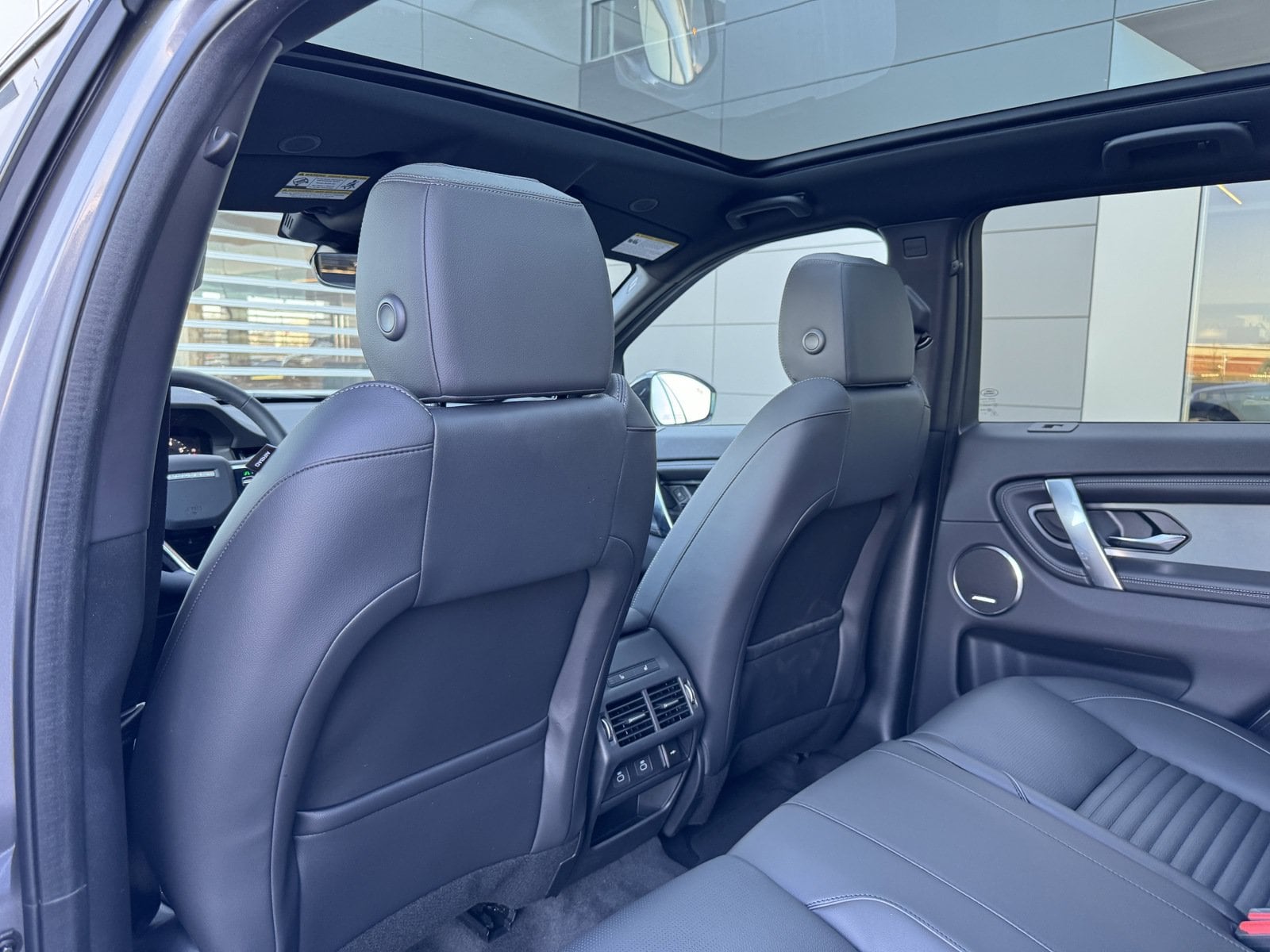 2024 Land Rover Discovery Sport Dynamic SE - Photo 26