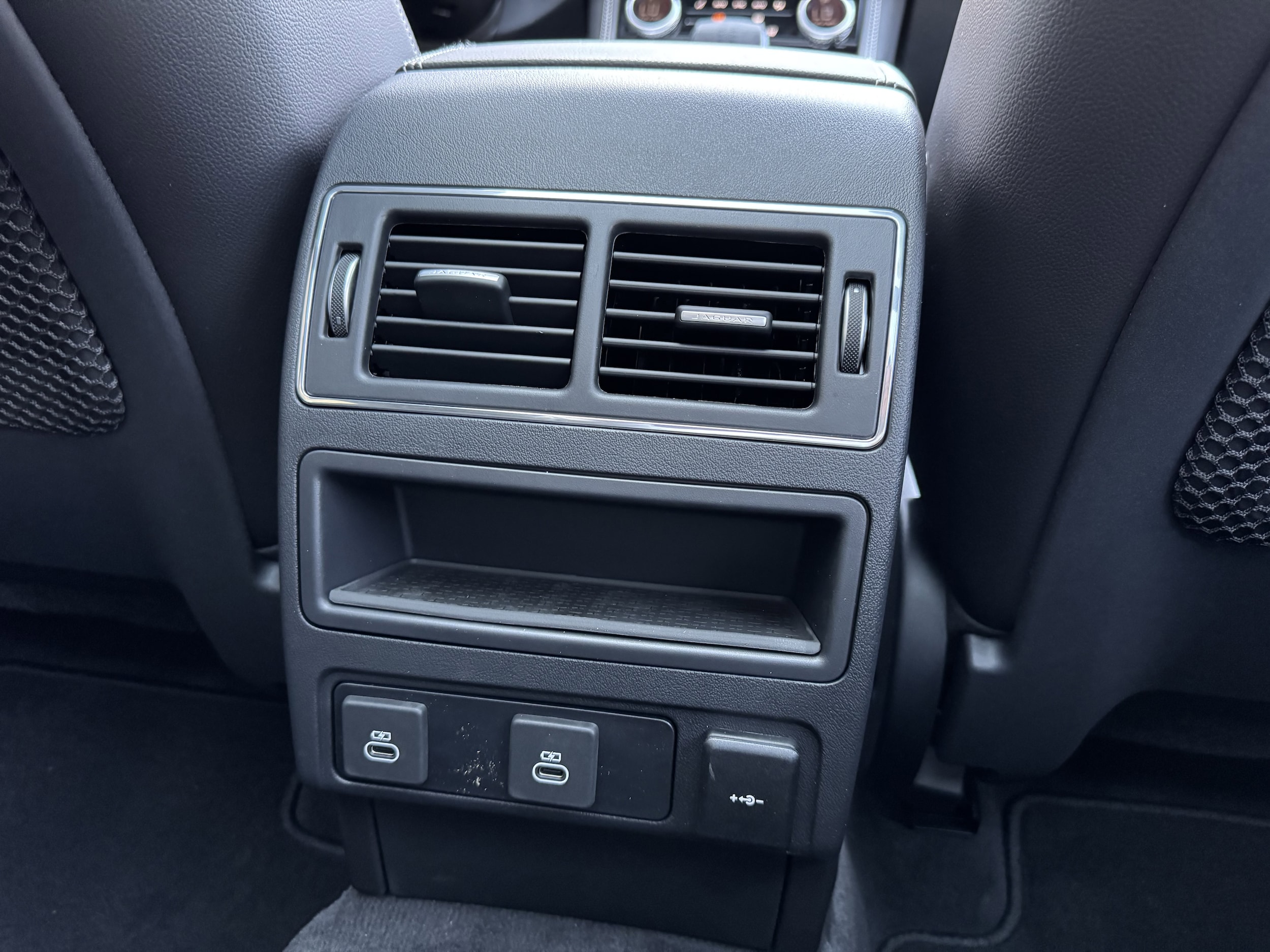 2026 Jaguar F-Pace R-Dynamic S - Photo 28