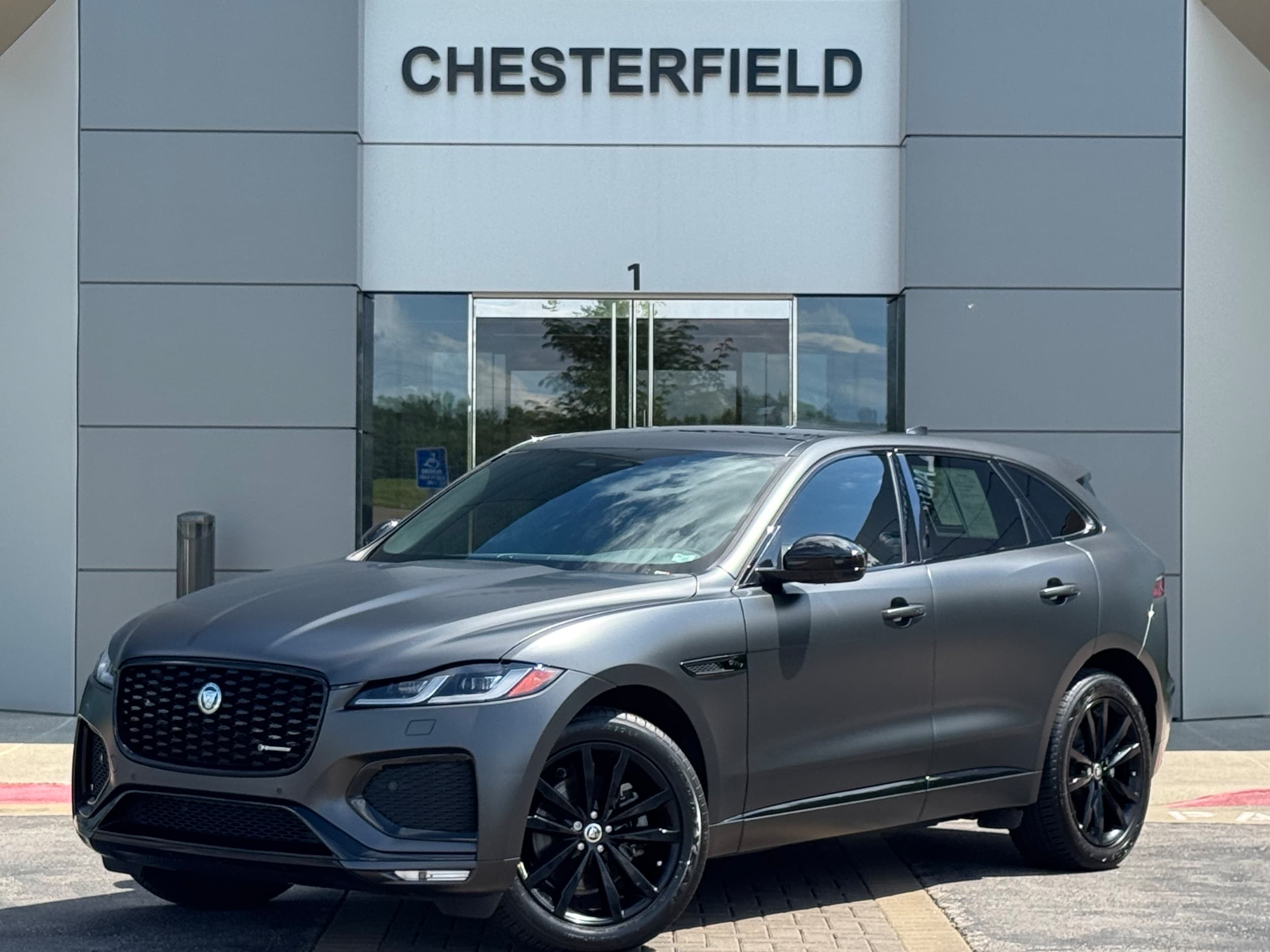 2024 Jaguar F-PACE P250 R-Dynamic S's photo