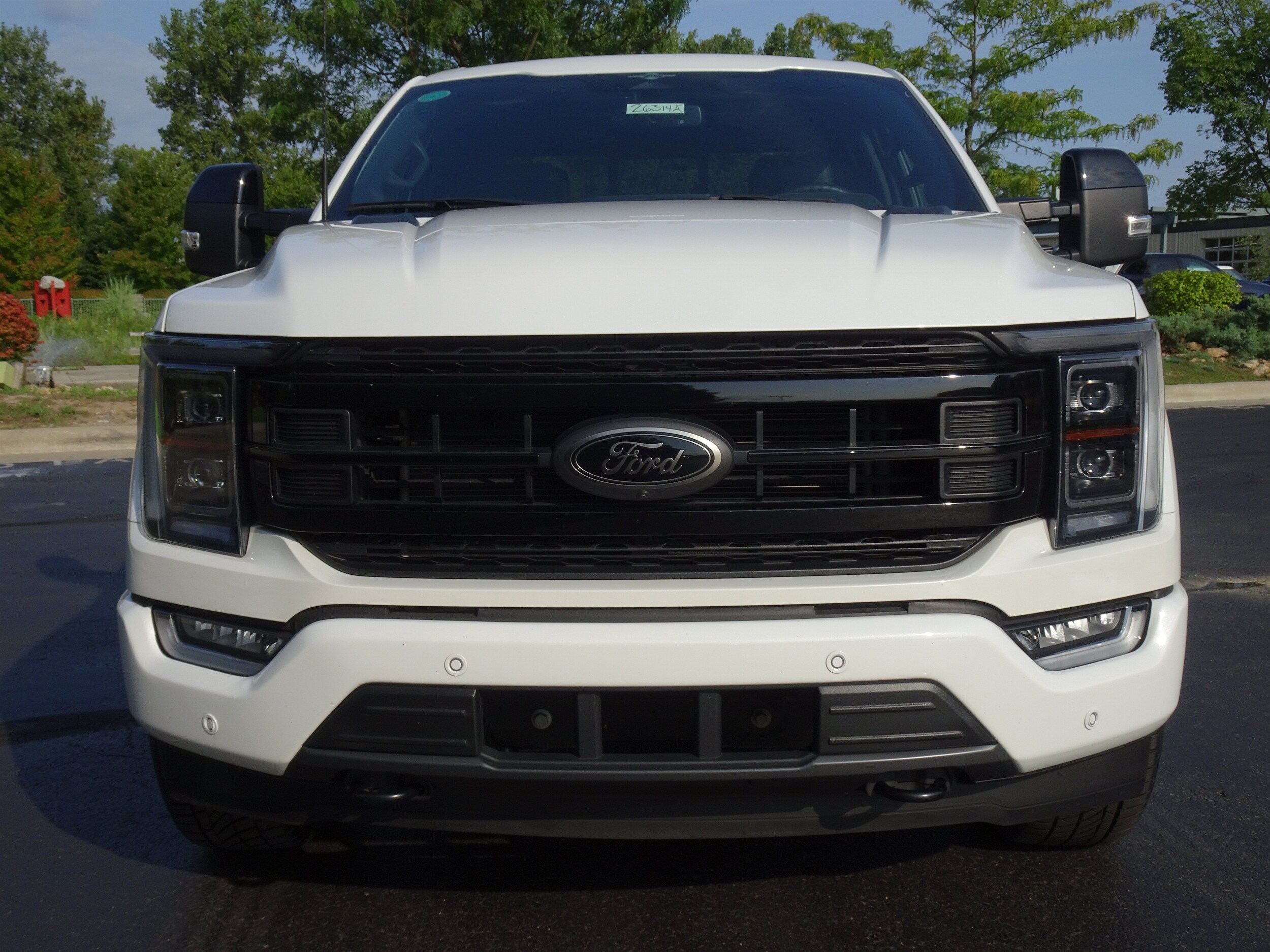 2023 Ford F-150 Platinum - Photo 14