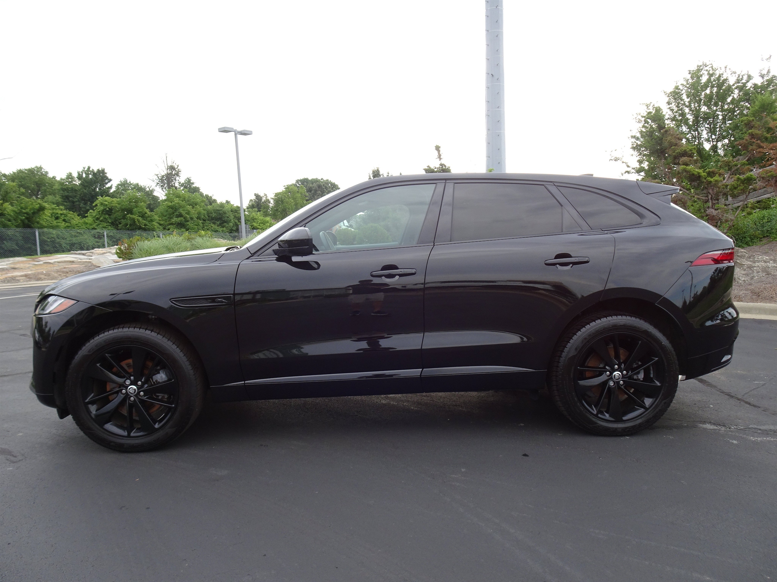2025 Jaguar F-PACE R-Dynamic S - Photo 7