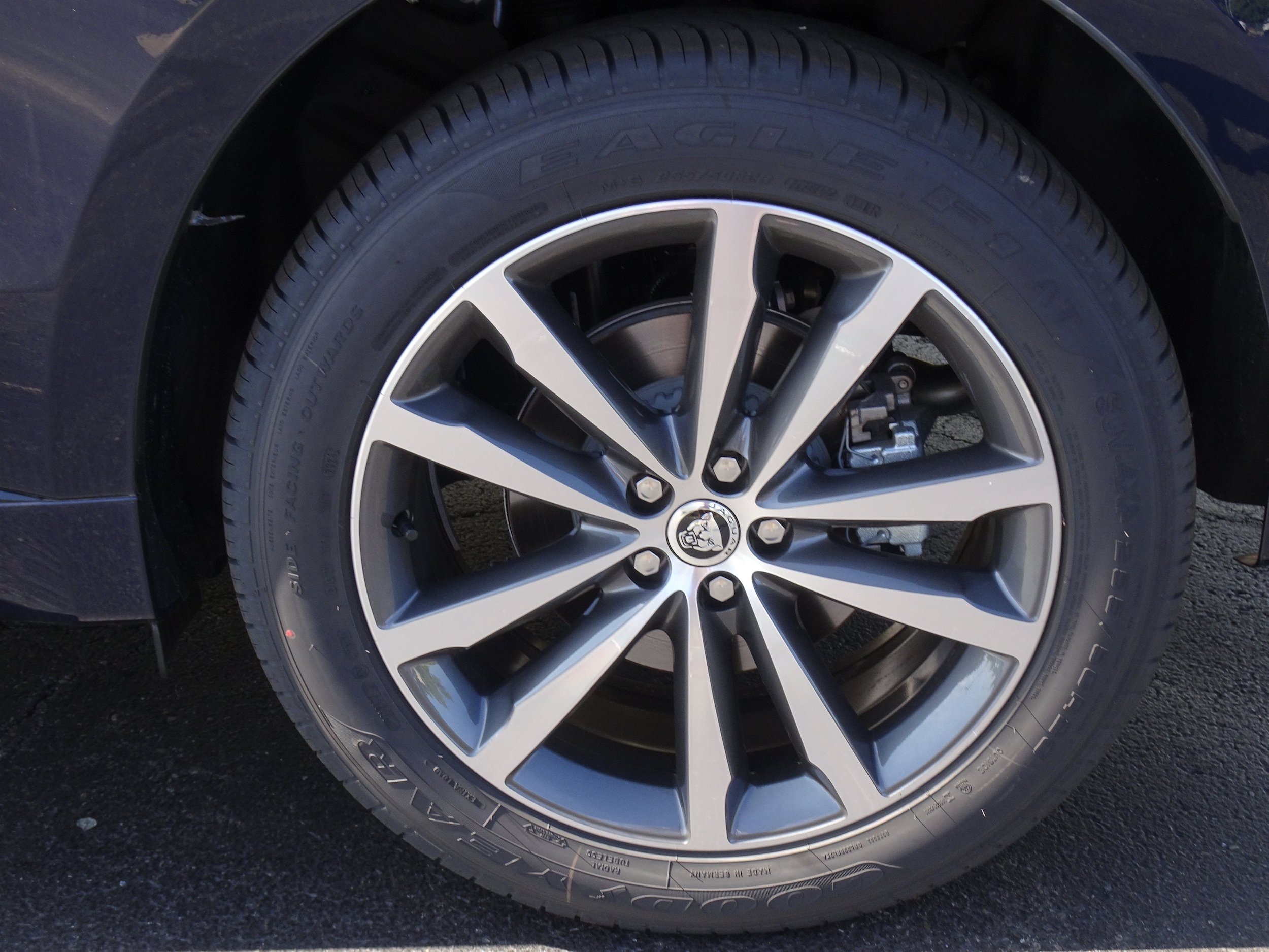 2026 Jaguar F-Pace R-Dynamic S - Photo 27