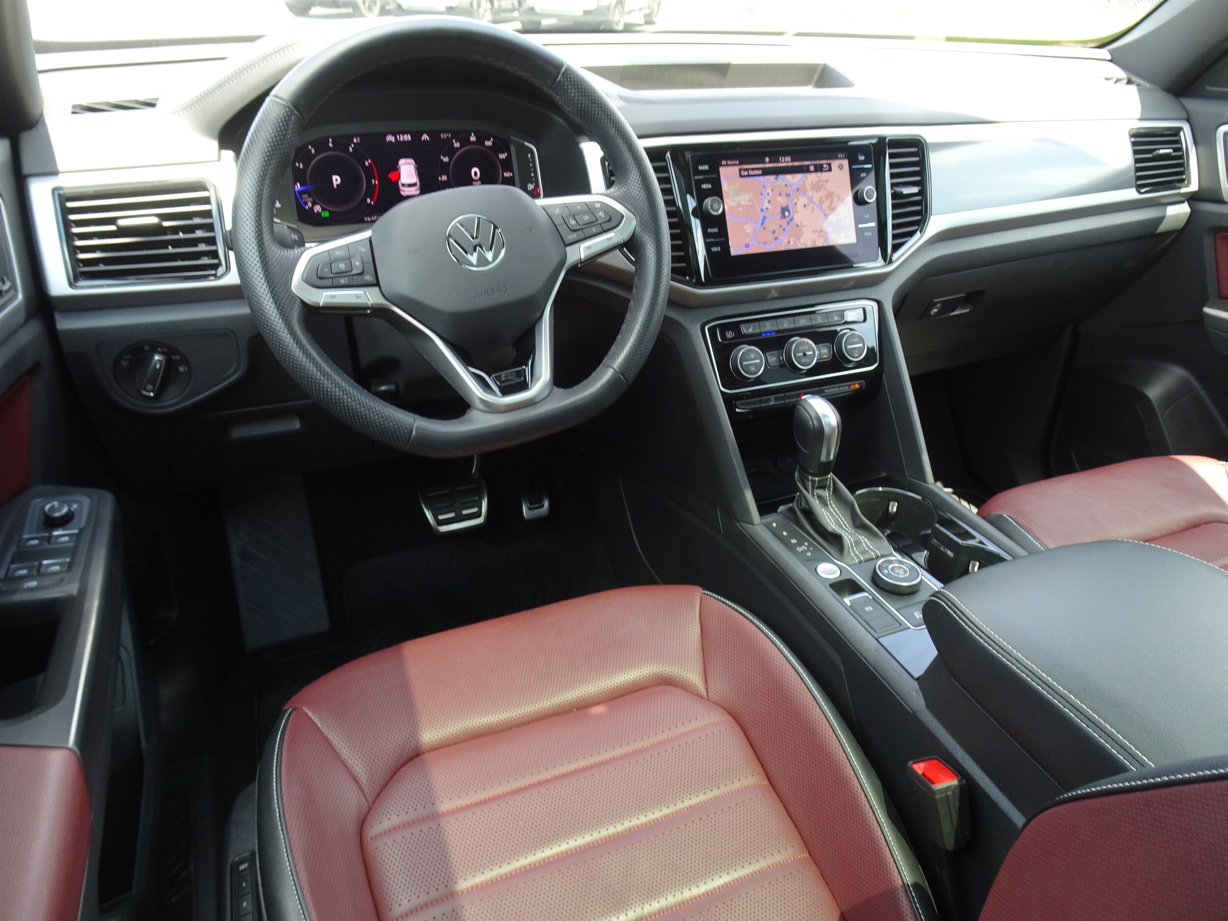 2023 Volkswagen Atlas Cross Sport SEL Premium R-Line - Photo 16