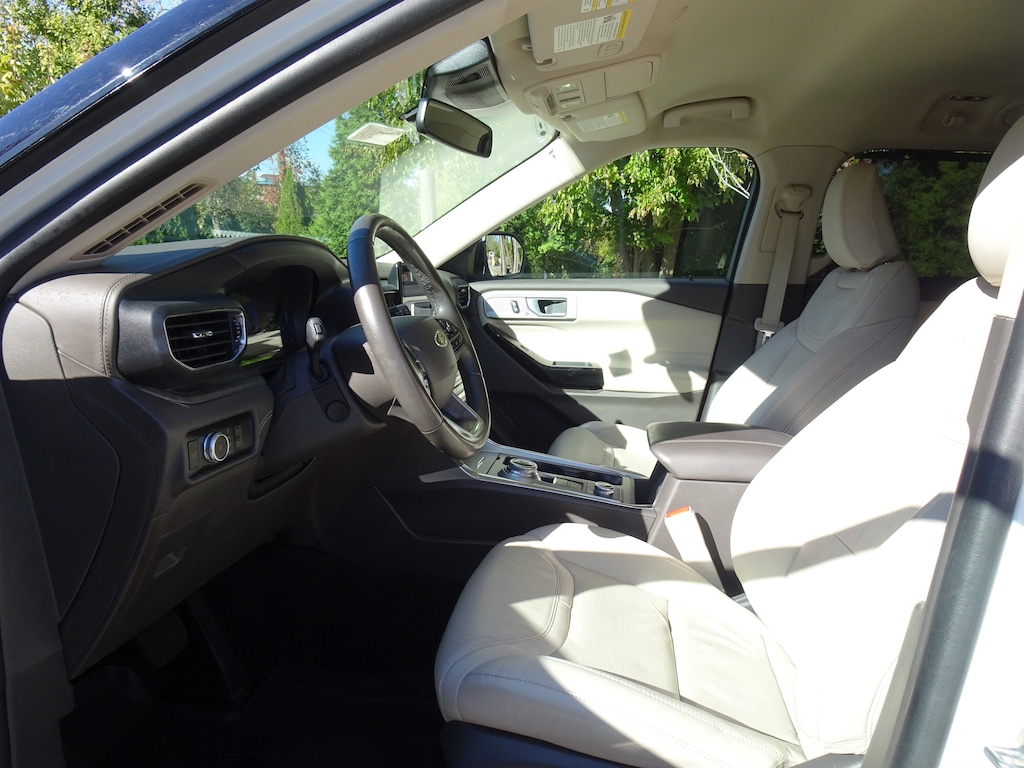 Used 2023 Ford Explorer Platinum SUV