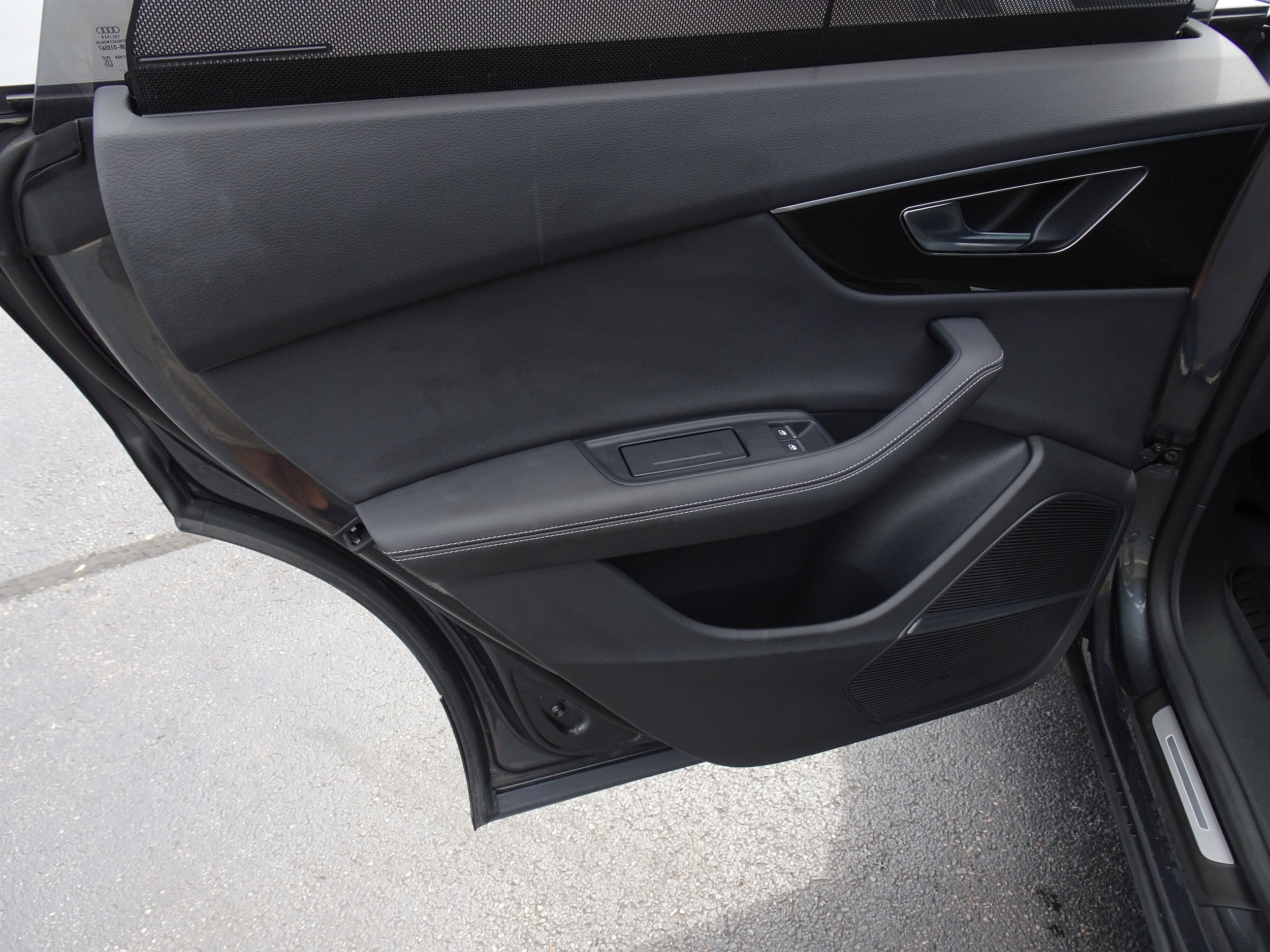 2025 Audi Q8 Premium Plus - Photo 19