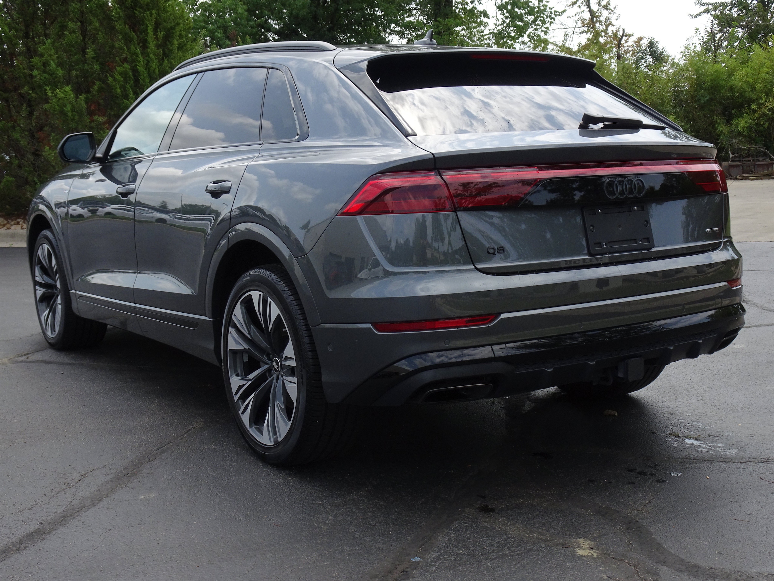 2025 Audi Q8 Premium Plus - Photo 7