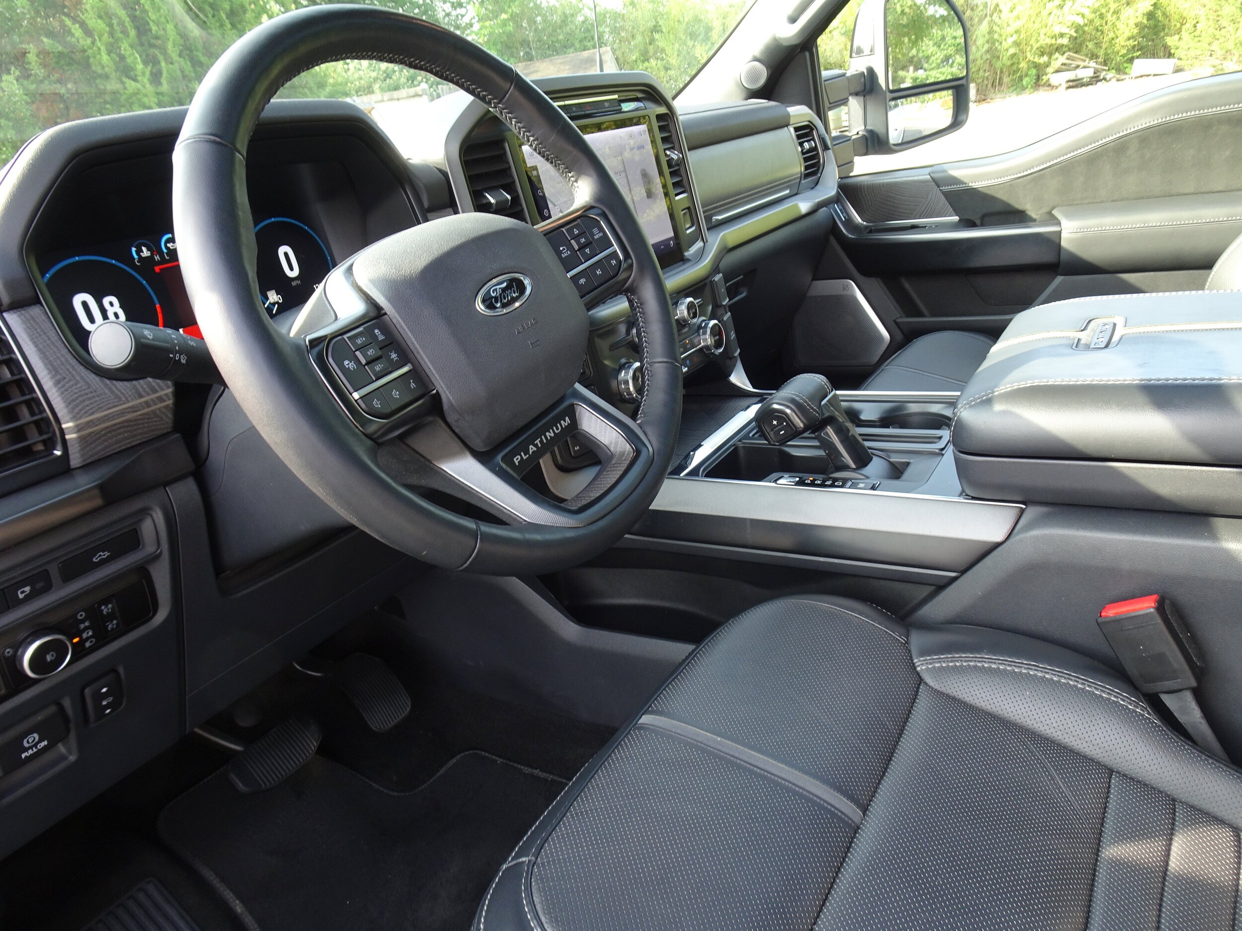 2023 Ford F-150 Platinum - Photo 19