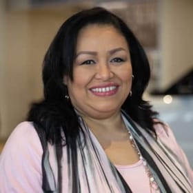 Staff member Tina Giles from ID_a75391d2b170