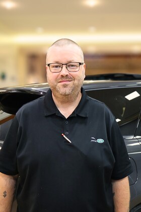 Staff member David Ayers from ID_0dfcee3ae7d6