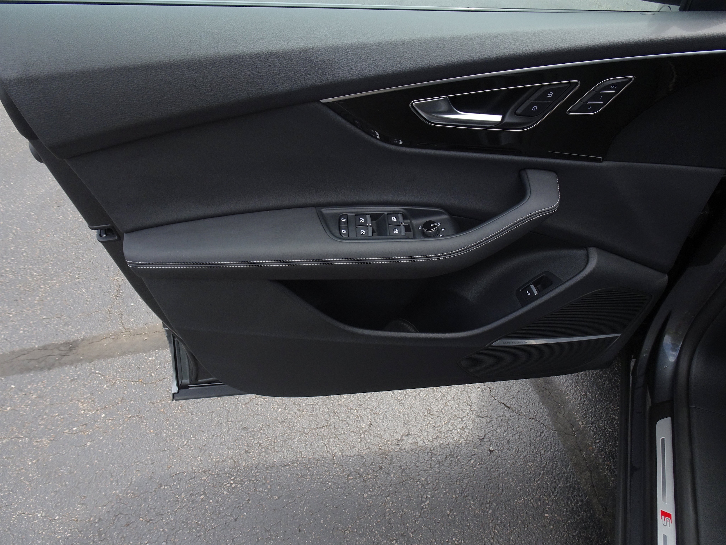 2025 Audi Q8 Premium Plus - Photo 16