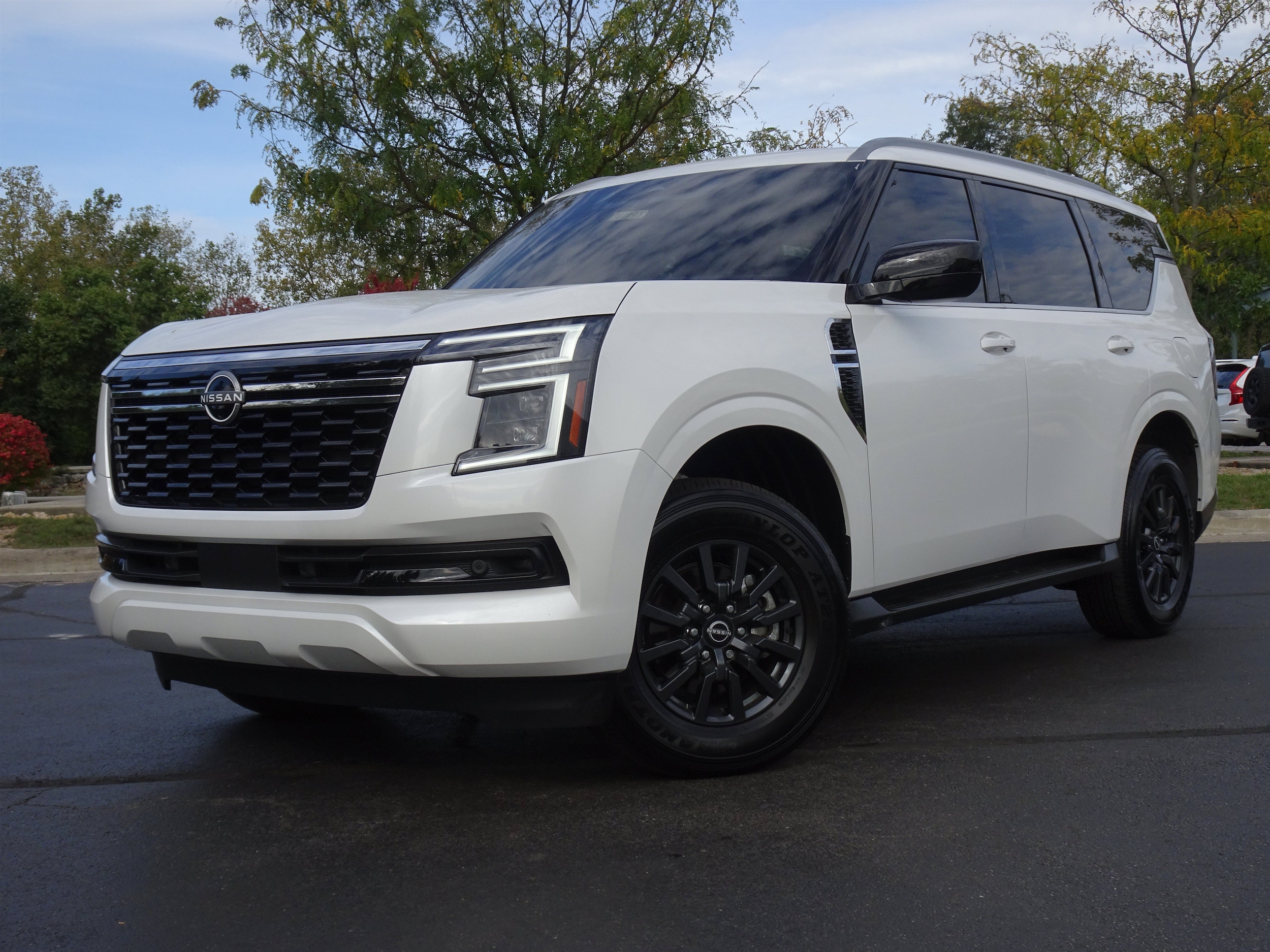 2025 Nissan Armada SV