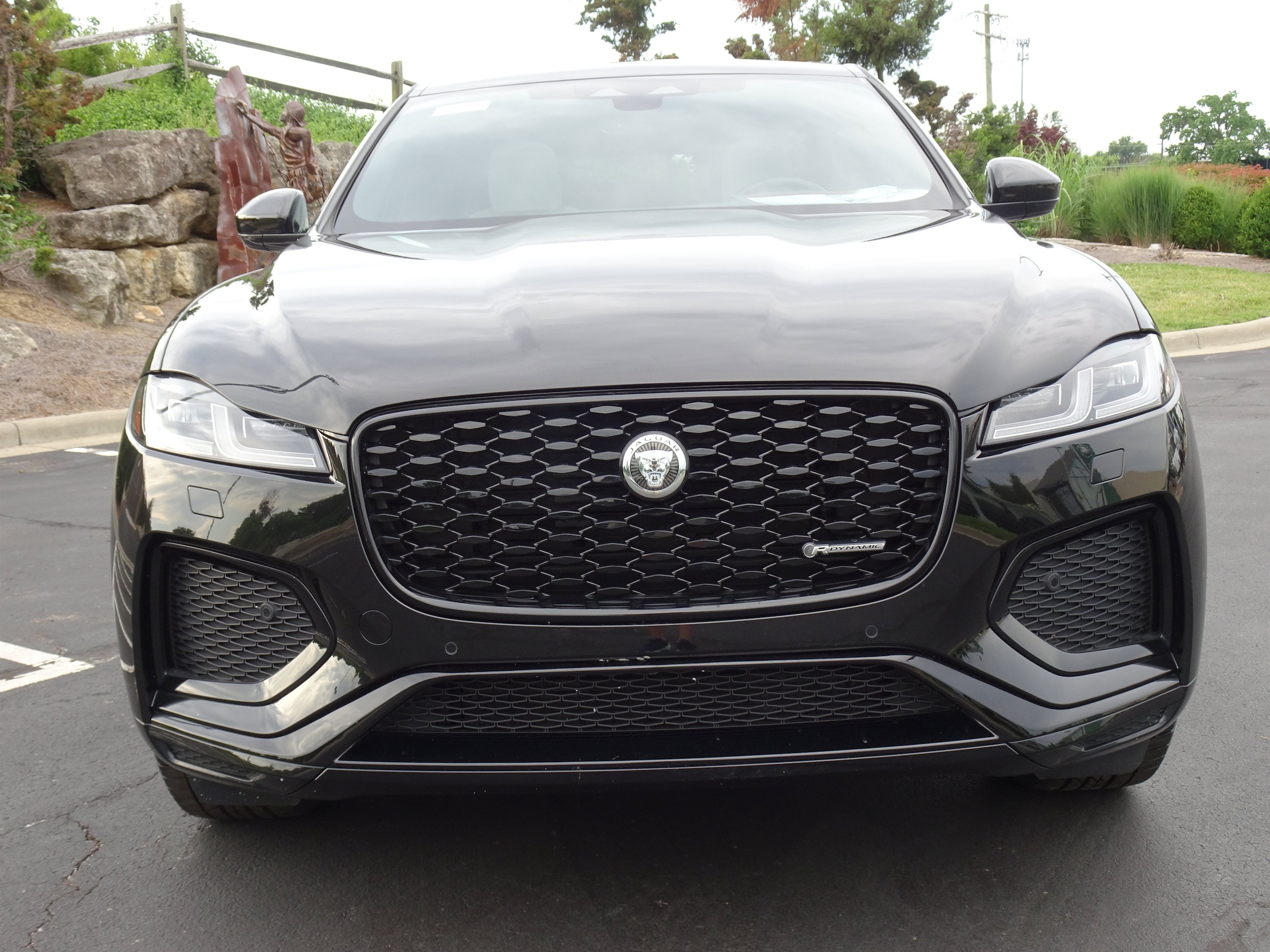 2025 Jaguar F-PACE R-Dynamic S - Photo 13