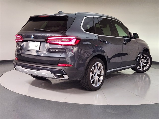 Used 2022 BMW X5 40i with VIN 5UXCR6C00N9K78562 for sale in Friendswood, TX