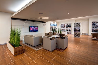 Customer Lounge