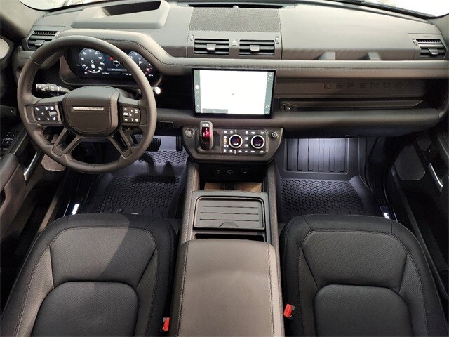 2024 Land Rover Defender 130 Outbound photo 3