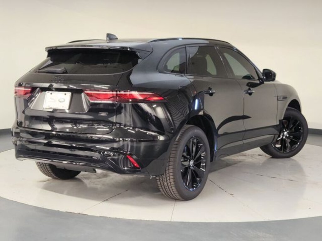 New 2026 Jaguar F-PACE P250 R-Dynamic S SUV