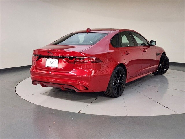 2024 Jaguar XF P300 R-Dynamic SE photo 2