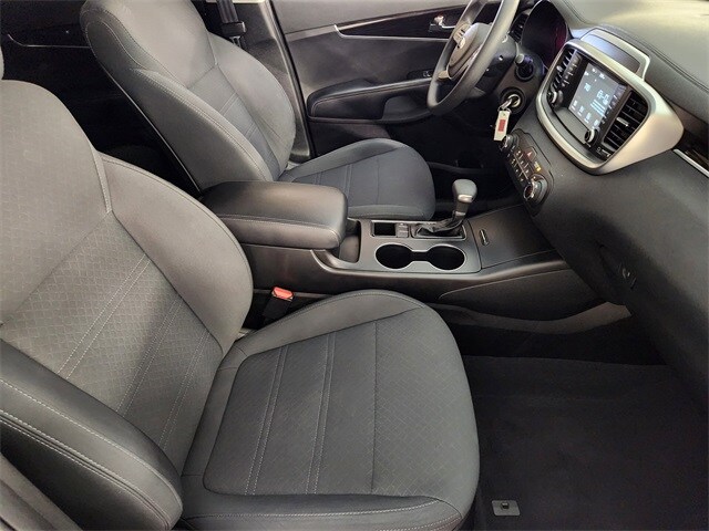 2019 Kia Sorento L photo 3