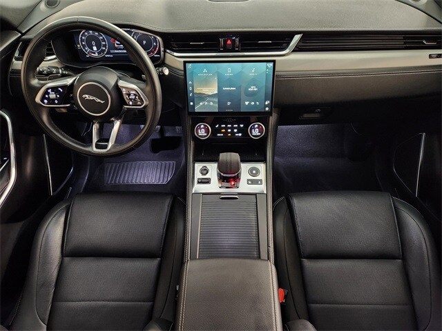 2025 Jaguar F-PACE P250 R-Dynamic S photo 4