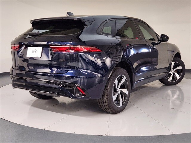 2026 Jaguar F-PACE P250 R-Dynamic S photo 2