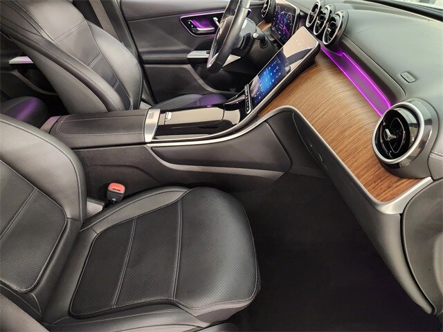 2023 Mercedes Benz GLC 300 photo 3