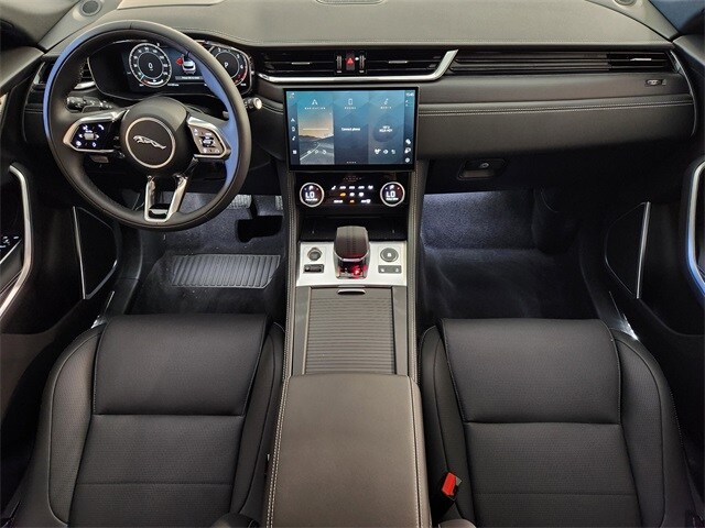 2026 Jaguar F-PACE P250 R-Dynamic S photo 4