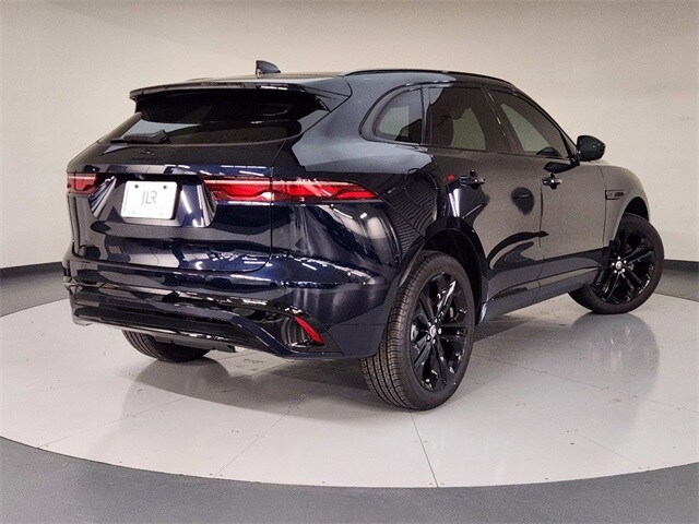 2025 Jaguar F-PACE P250 R-Dynamic S photo 2