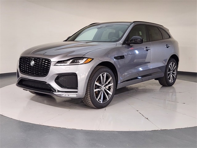 2026 Jaguar F-Pace R-Dynamic S's photo