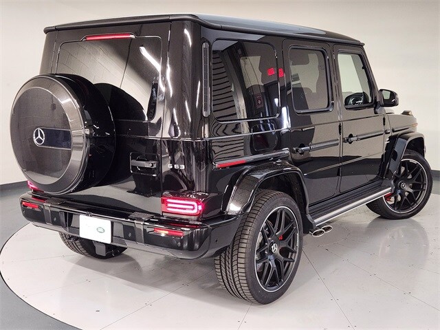 2025 Mercedes Benz G AMG 63 photo 2