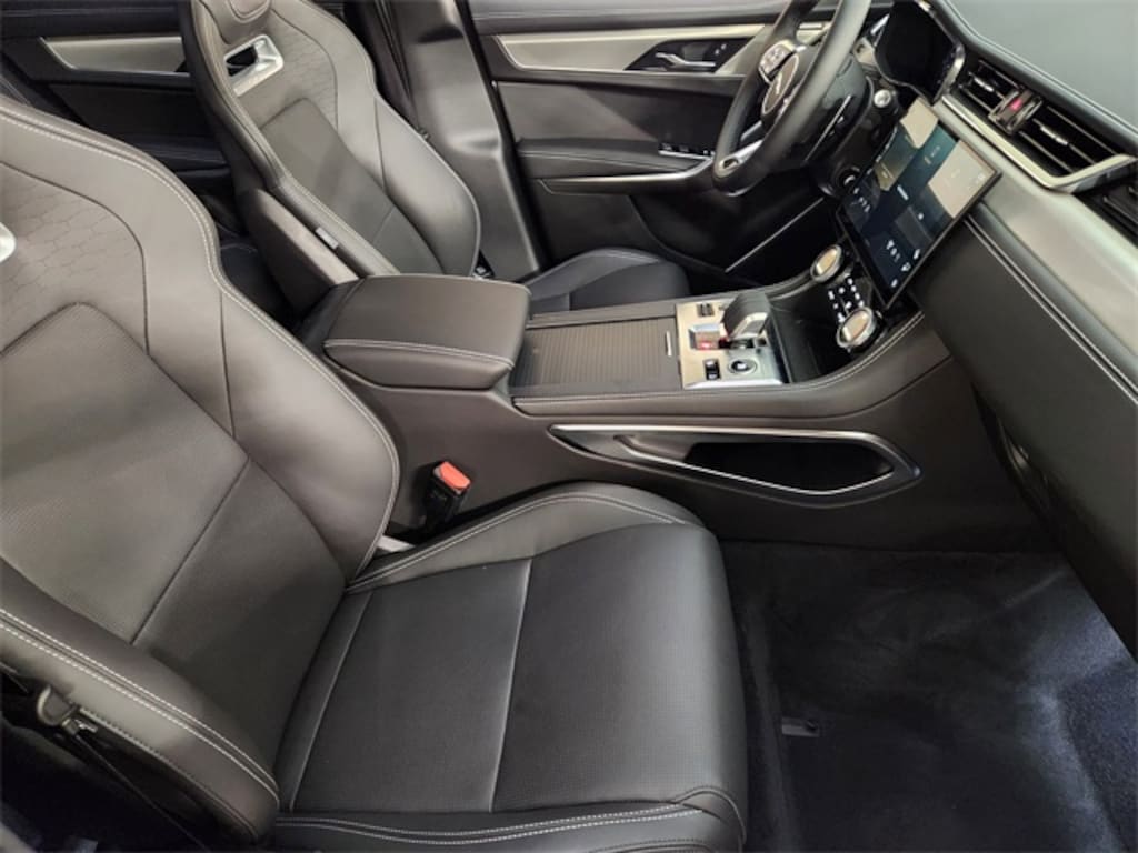 New 2026 Jaguar F-PACE P250 R-Dynamic S SUV