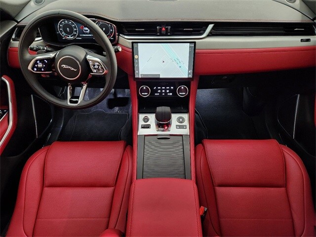 2025 Jaguar F-PACE P250 R-Dynamic S photo 4