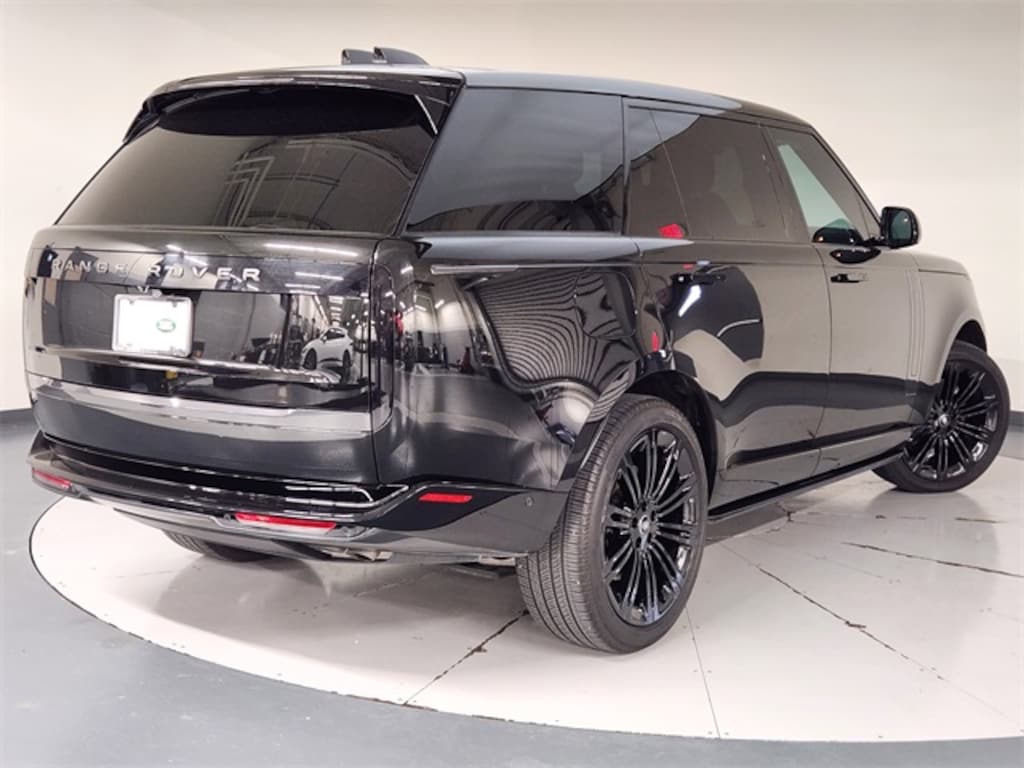 Used 2025 Land Rover Range Rover P530 SE 7 Seat SUV