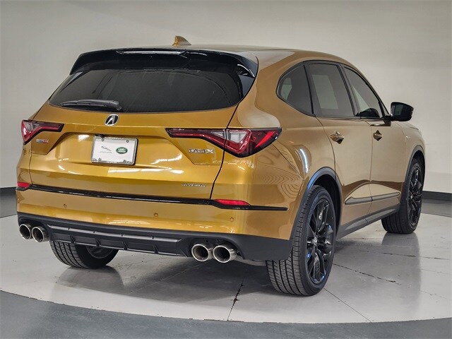 2022 Acura MDX Type S photo 2