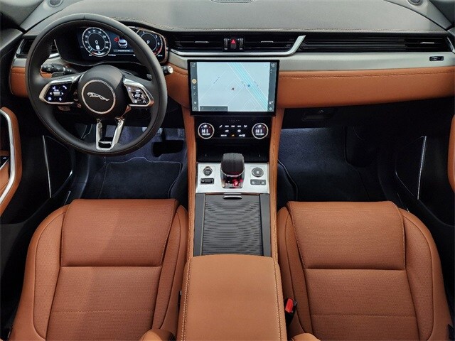 2025 Jaguar F-PACE P400 R-Dynamic S photo 4