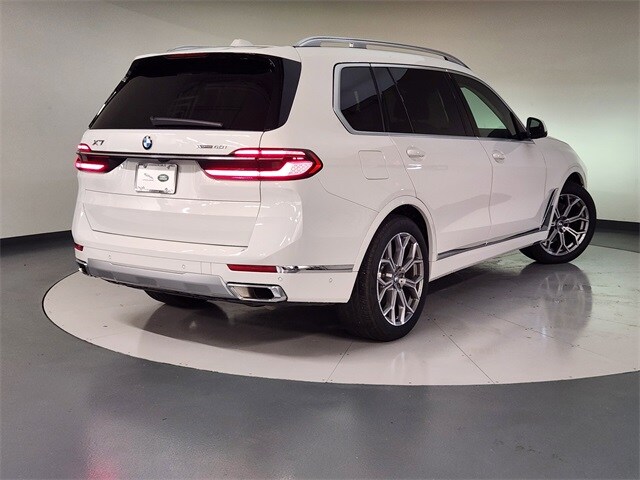 2023 Bmw X7 xDrive40i photo 2