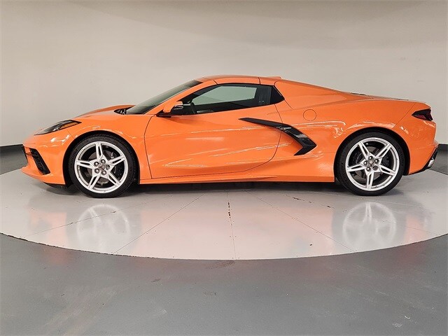 2023 Chevrolet Corvette Stingray 2LT Convertible photo 4