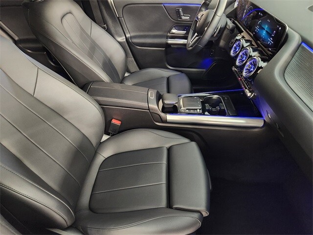 2023 Mercedes Benz GLA 250 photo 2