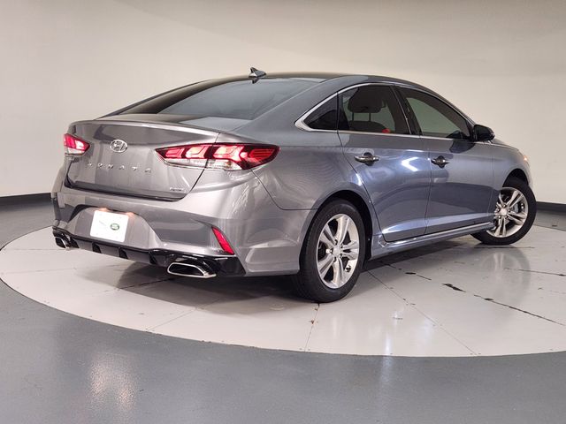 Used 2018 Hyundai Sonata Sport with VIN 5NPE34AF5JH716470 for sale in Friendswood, TX