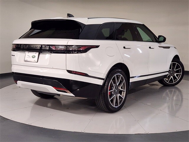 2025 Land Rover Range Rover Velar P250 Dynamic SE photo 2
