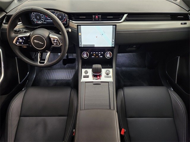 2026 Jaguar F-PACE P400 R-Dynamic S photo 4