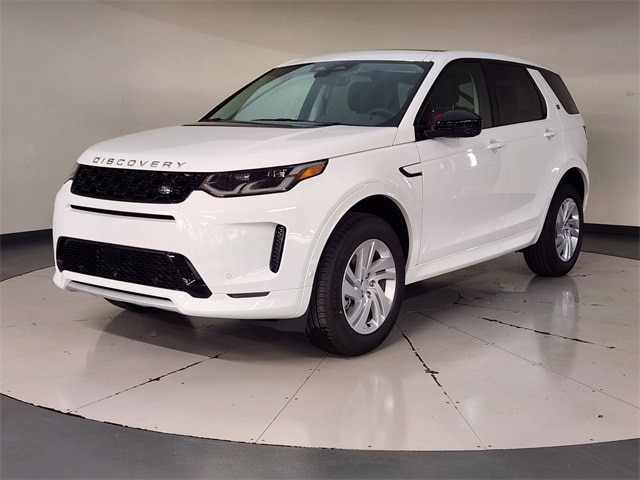 2025 Land Rover Discovery Sport S's photo