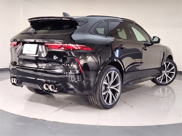 2026 Jaguar F-PACE SVR photo 2